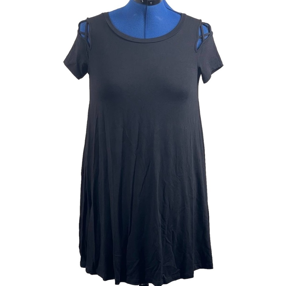 Lulus Take Effect Black Swing Dress Sz: Med cold shoulder criss cross mini